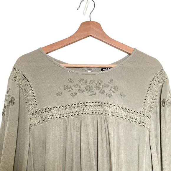 Torrid Blouse Womens Size 2X Plus Green Embroidered Floral Long Sleeve Top - Picture 4 of 14